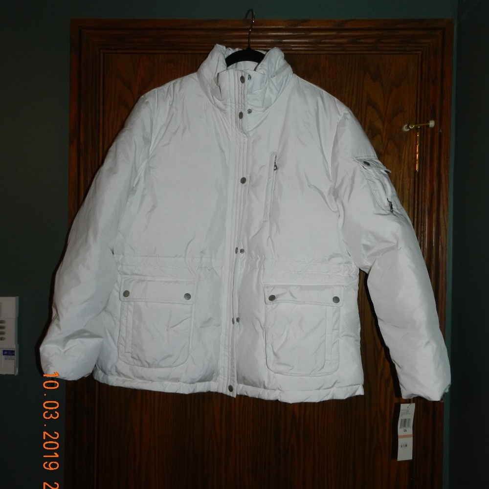 NWT Women's DKNY White Down Coat